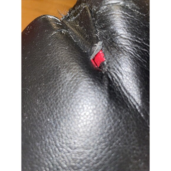 Title Classic Training Boxing Gloves Black And Red Size L FLAWED SEE DESCRIPTION - Picture 8 of 13